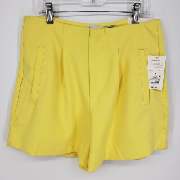 3/$25 a new day Stretch Midi Pleated Shorts 4 Womens High Rise Waist Yellow - Picture 3 of 13
